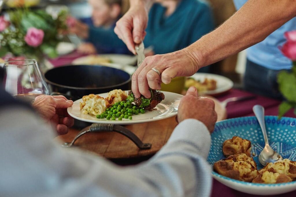 3 Major Benefits of Preparing Home-Cooked Meals